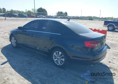 2015 Volkswagen Jetta 1.8T Se z USA, uszkodzony, nr VIN 3VWD17AJ3FM301301